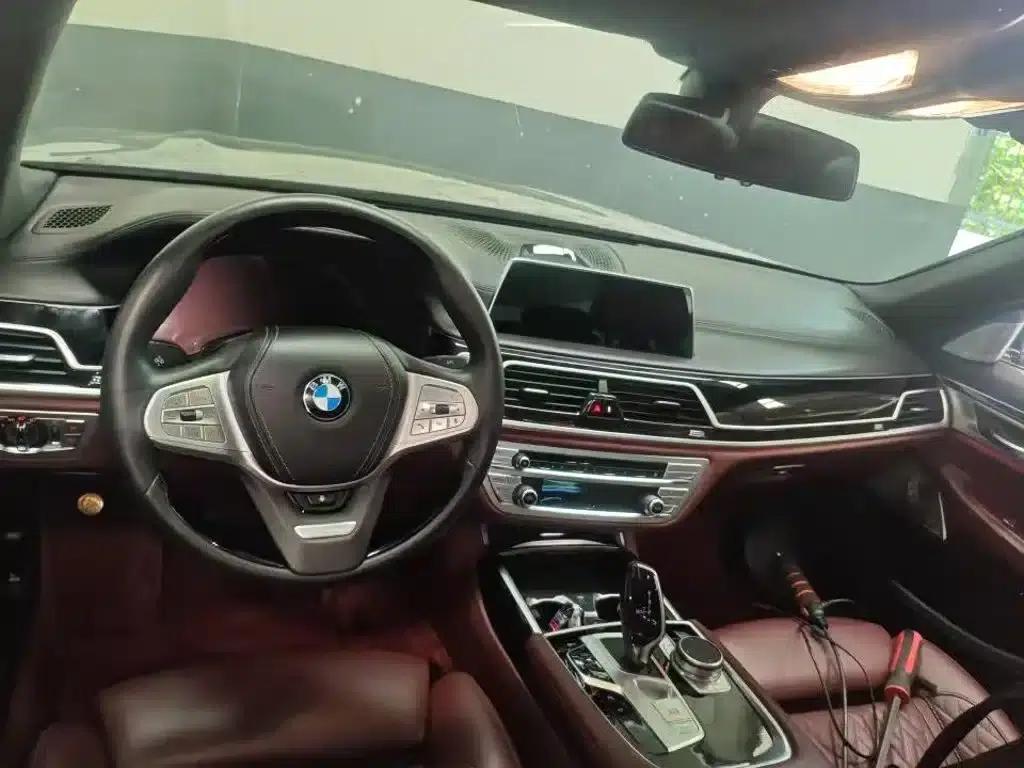 2021 BMW 7 Series 740Li xDrive Executive Luxury Package — миниатюра 6