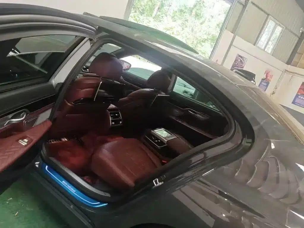 2021 BMW 7 Series 740Li xDrive Executive Luxury Package — миниатюра 9