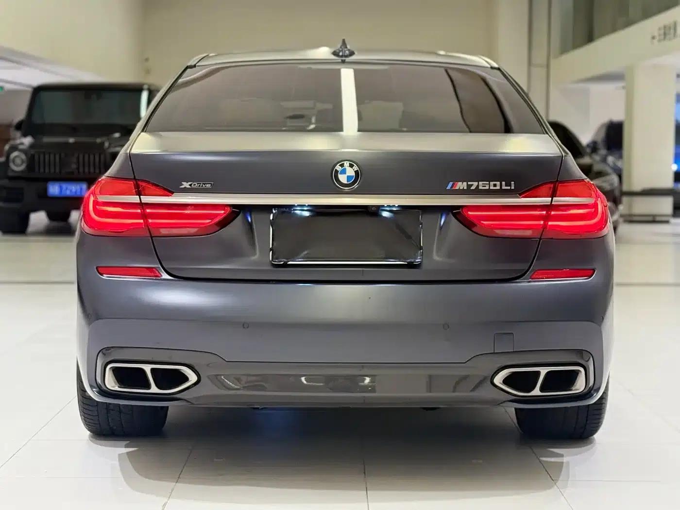 2018 BMW 7 Series M760Li xDrive — миниатюра 7