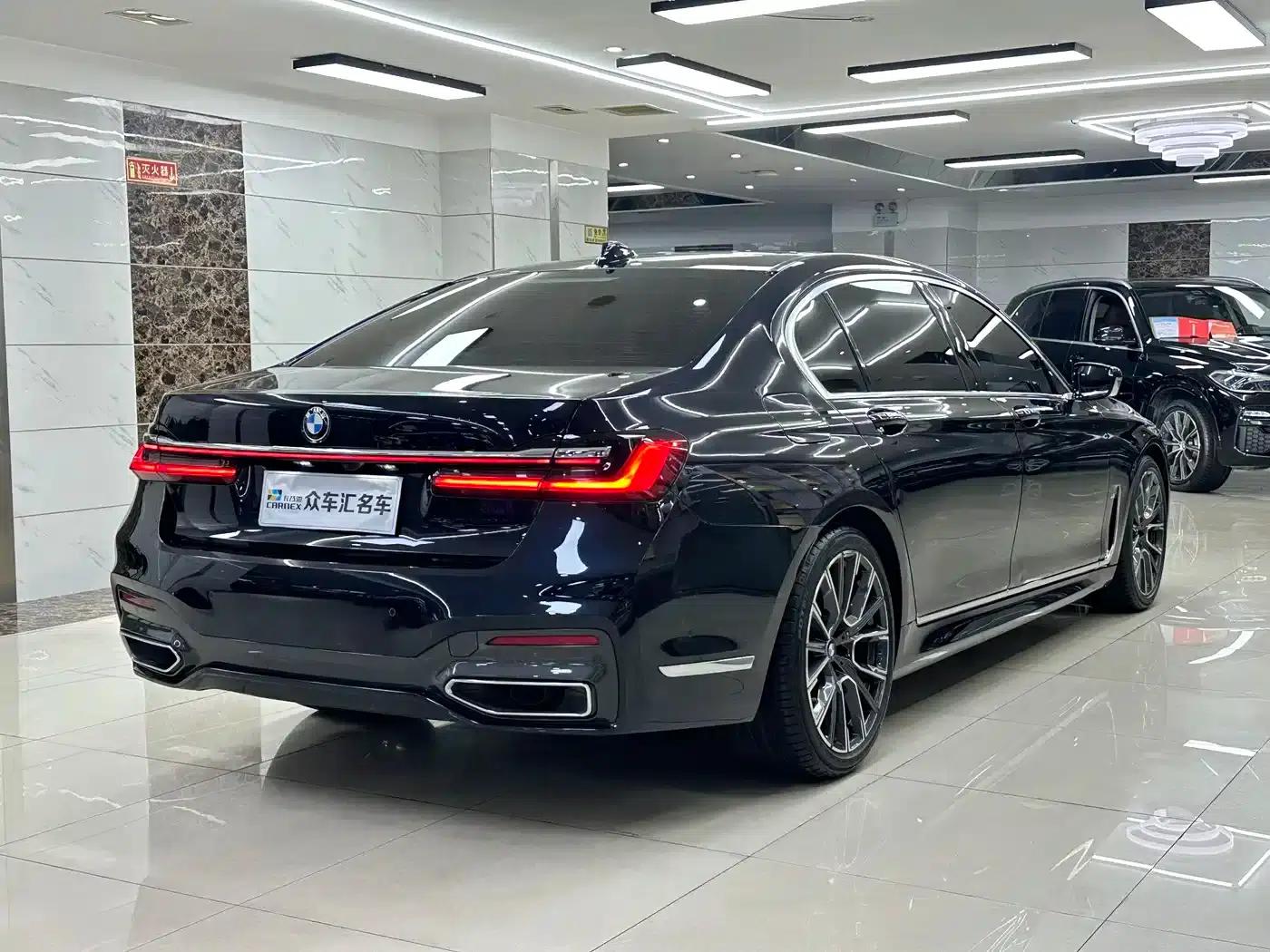 2021 BMW 7 Series 740Li Leading Edition M Sport Package — миниатюра 4