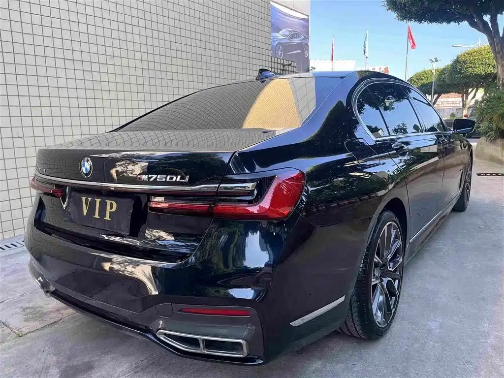 2021 BMW 7 Series 740Li Leading Edition M Sport Package — миниатюра 14