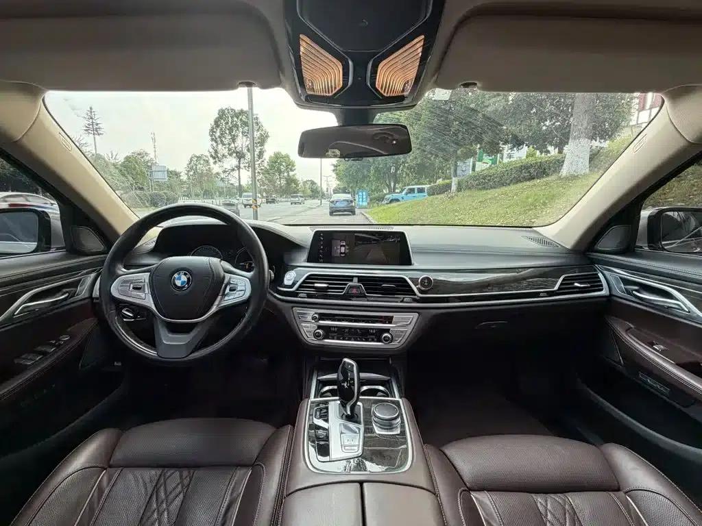 2016 BMW 7 Series 730Li Luxury — миниатюра 13