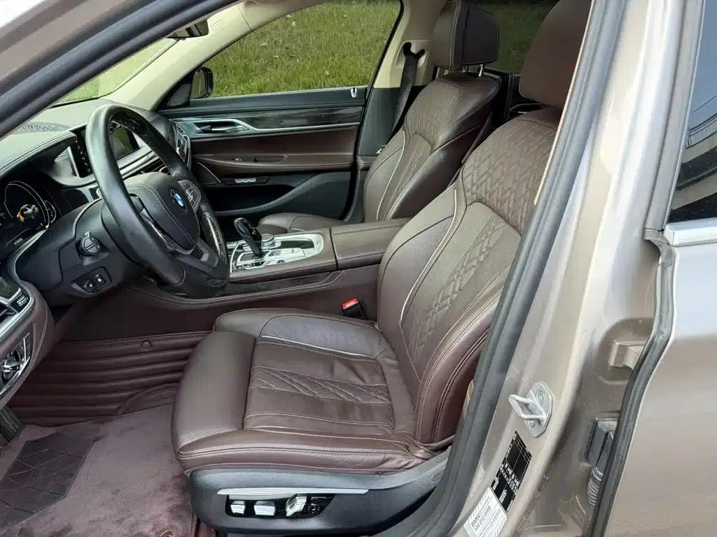2016 BMW 7 Series 730Li Luxury — миниатюра 8