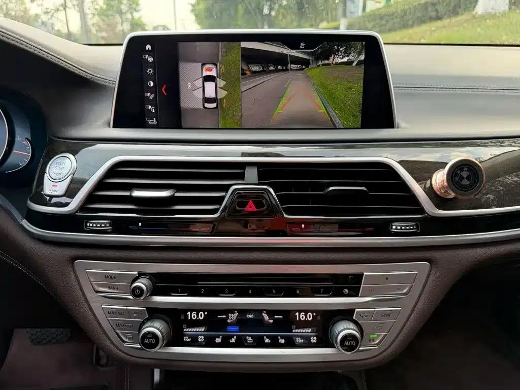 2016 BMW 7 Series 730Li Luxury — миниатюра 10