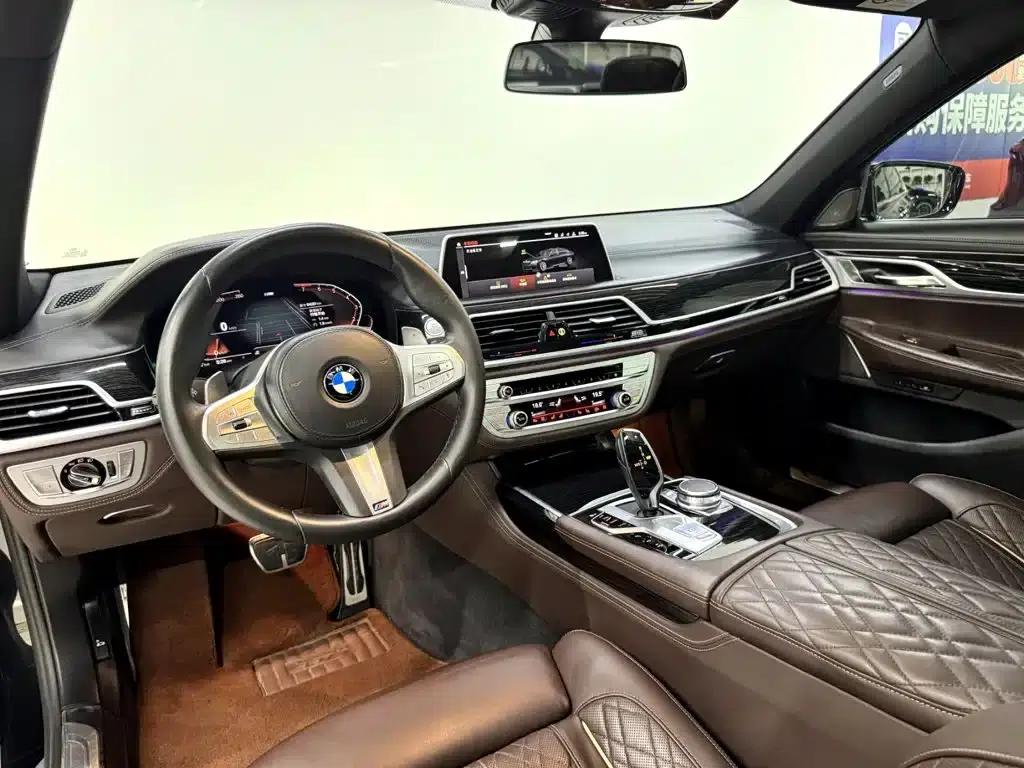 2019 BMW 7 Series Facelift 740Li Leading Edition M Sport Package — миниатюра 22