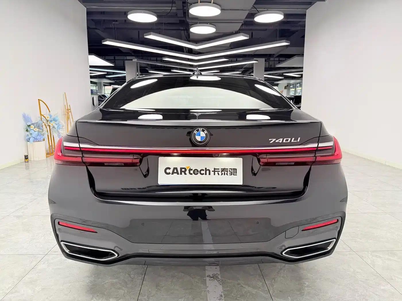 2019 BMW 7 Series 730Li M Sport Package — миниатюра 5