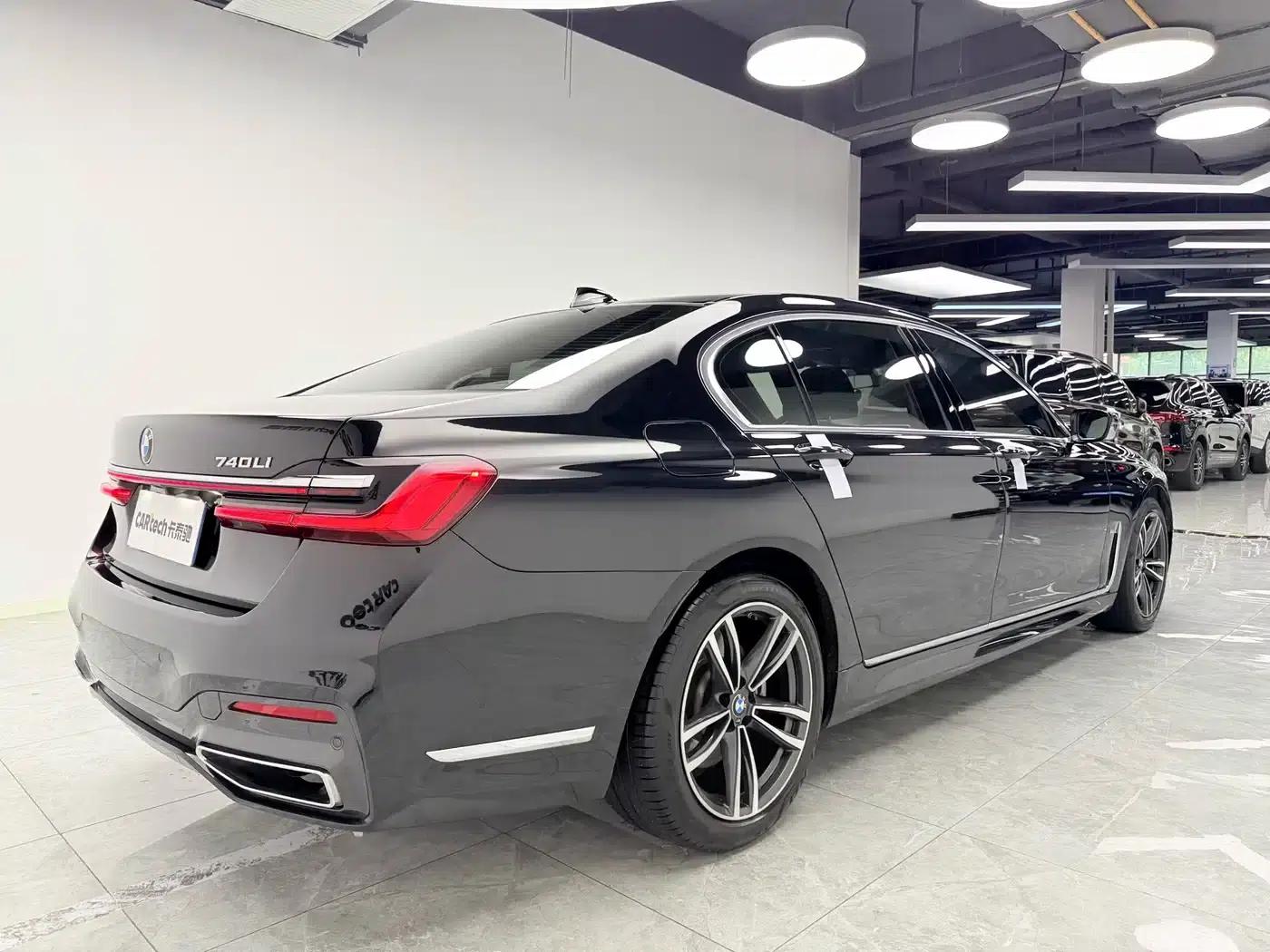 2019 BMW 7 Series 730Li M Sport Package — миниатюра 6
