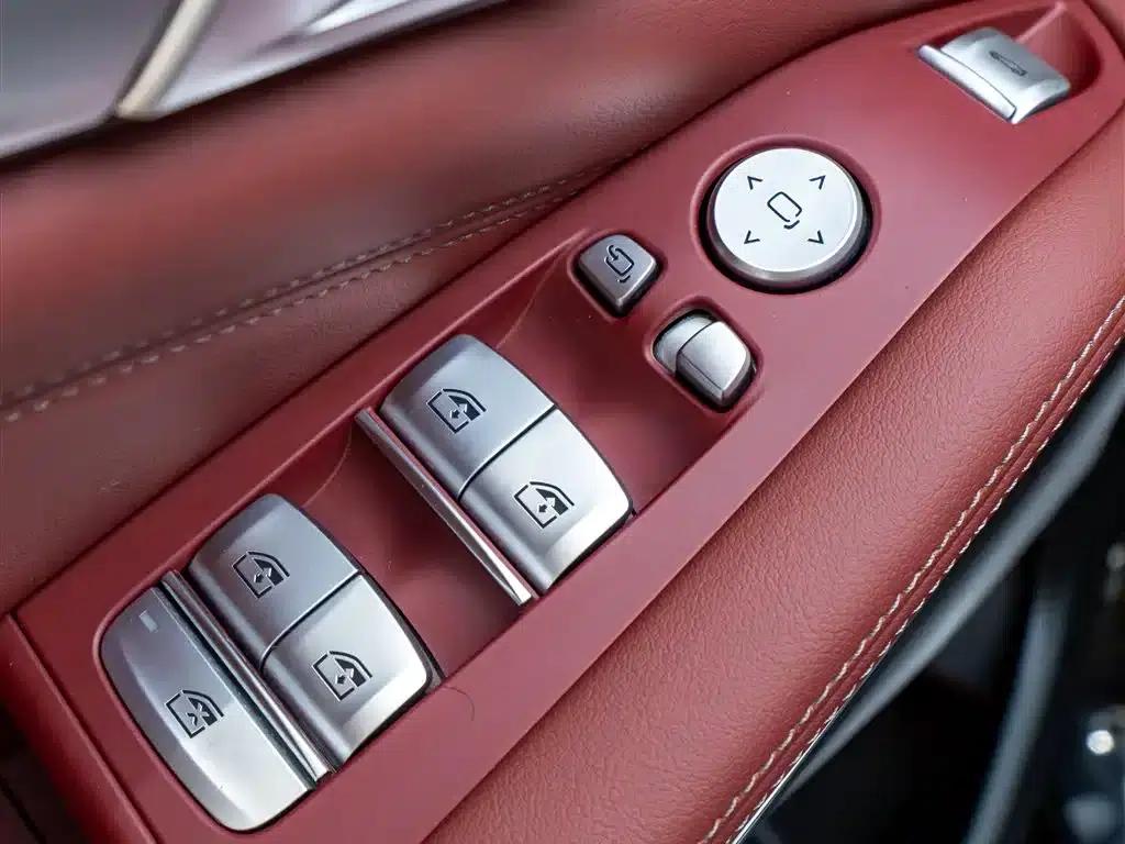 BMW X5 2023 xDrive 30Li Luxury M Sport Package — миниатюра 24