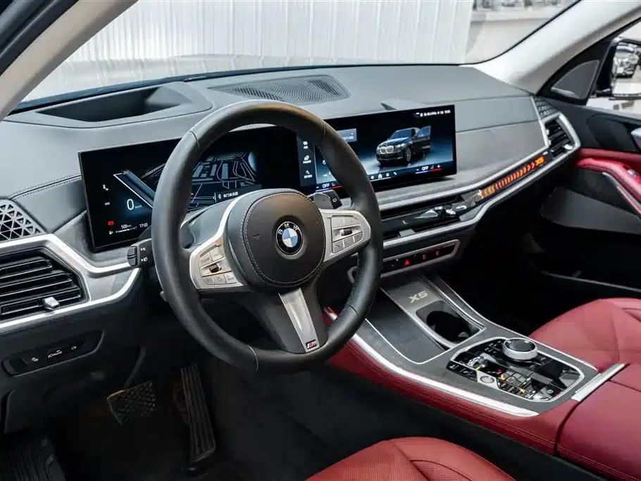 BMW X5 2023 xDrive 30Li Luxury M Sport Package — миниатюра 27