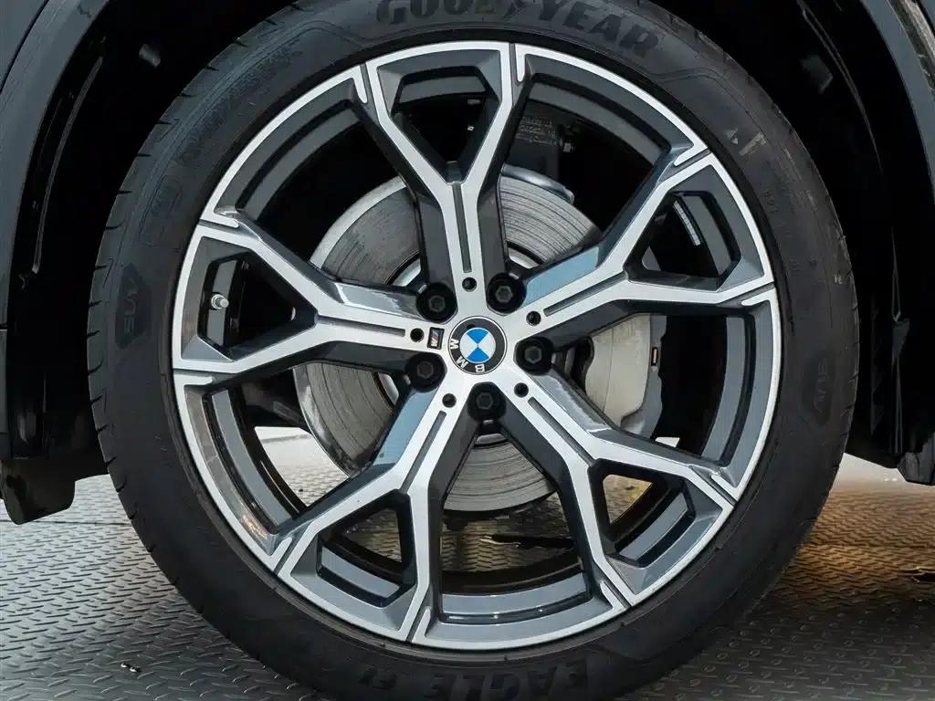 BMW X5 2023 xDrive 30Li Luxury M Sport Package — миниатюра 8