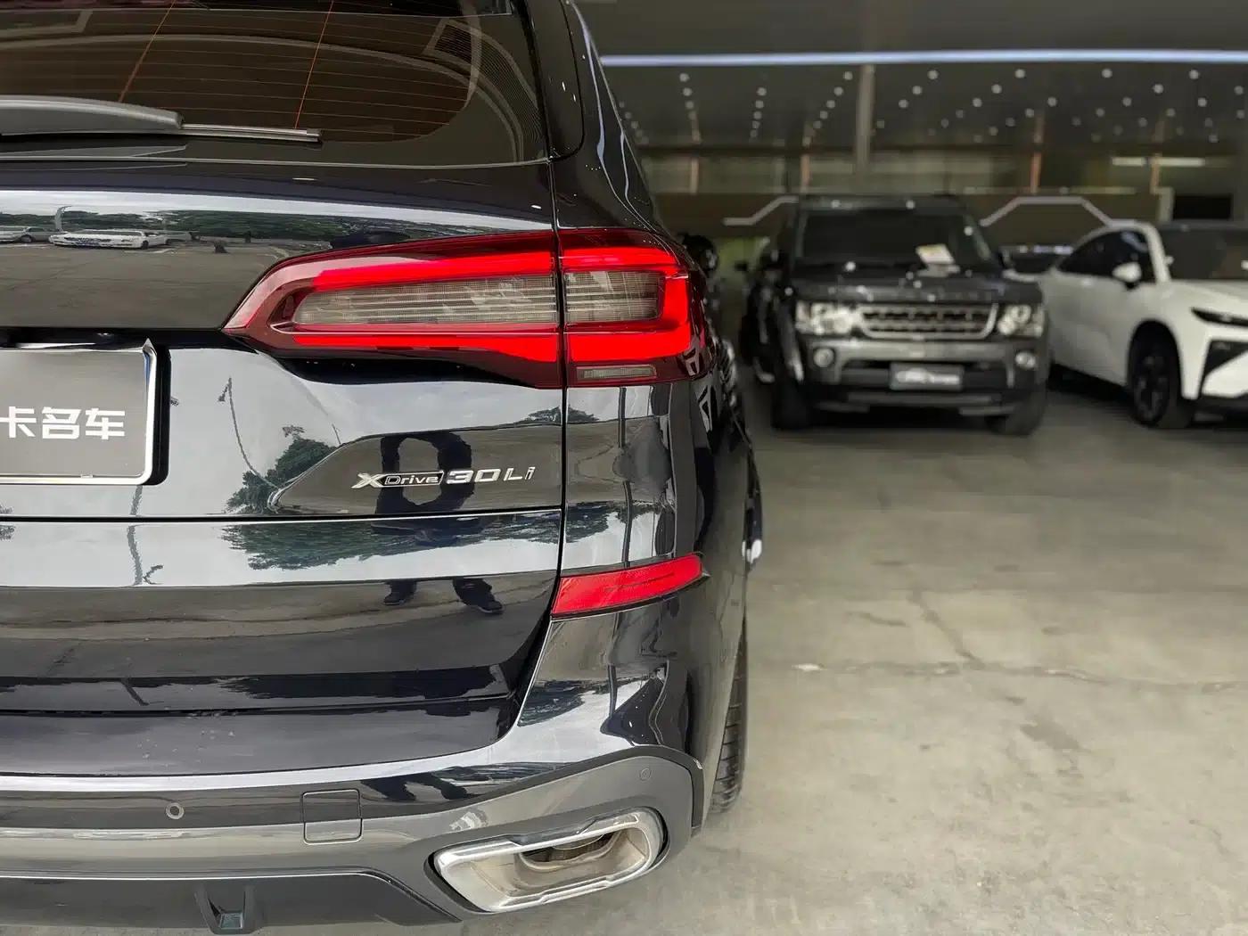 BMW X5 2022 Facelift xDrive 30Li M Sport Package — миниатюра 27