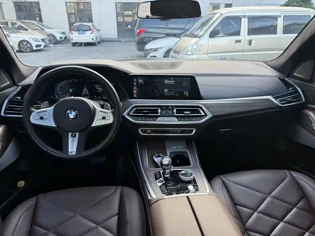 BMW X5 2022 xDrive 40Li Luxury M Sport Package — миниатюра 7