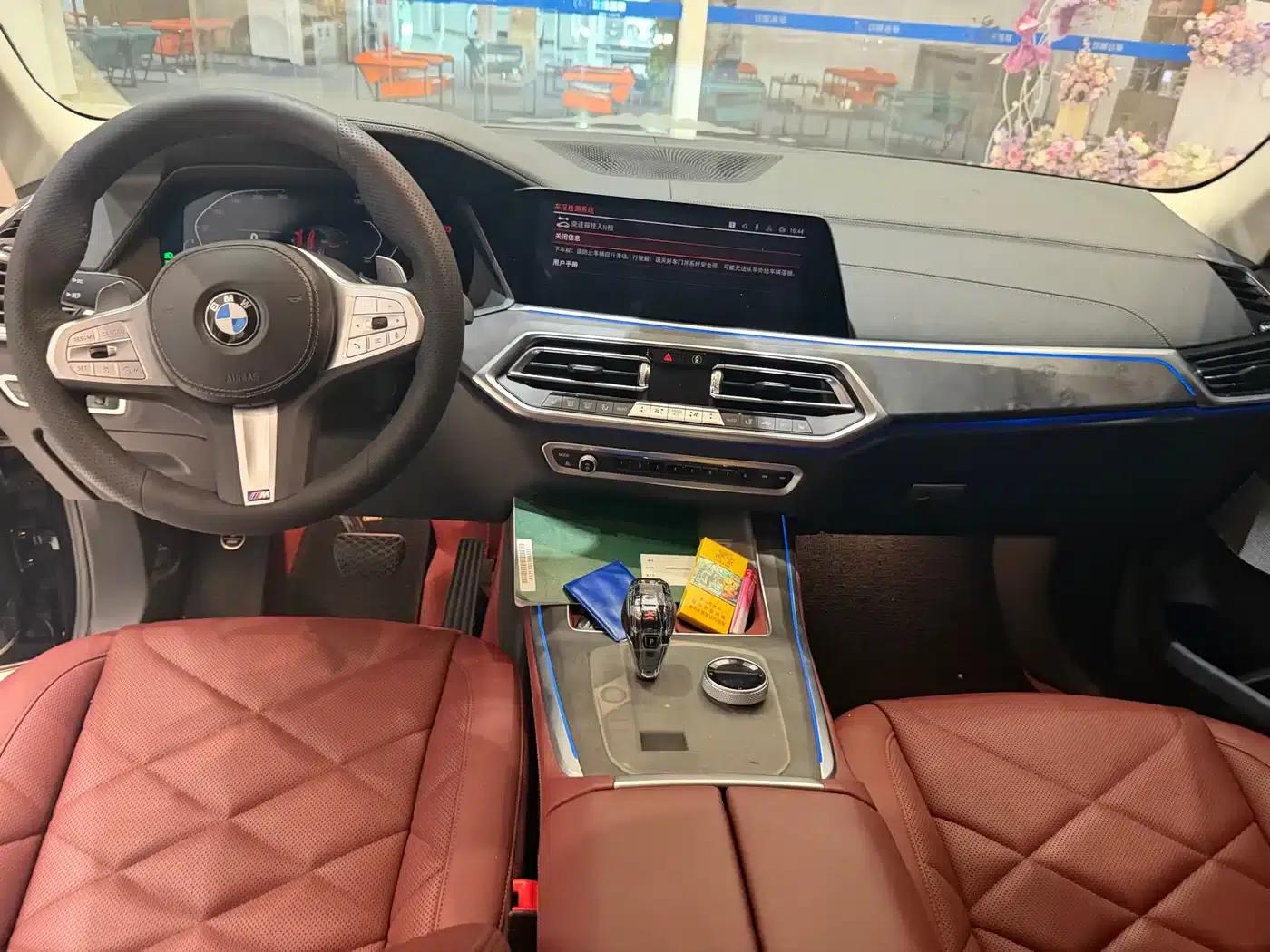 BMW X5 2022 xDrive 30Li Luxury M Sport Package — миниатюра 8