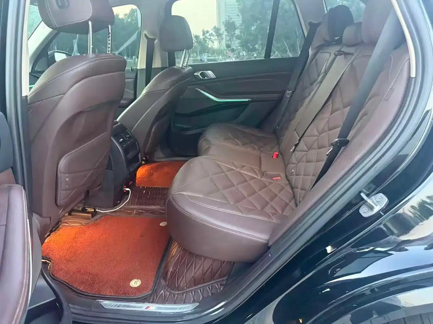 BMW X5 2023 xDrive 30Li M Sport Package — миниатюра 12
