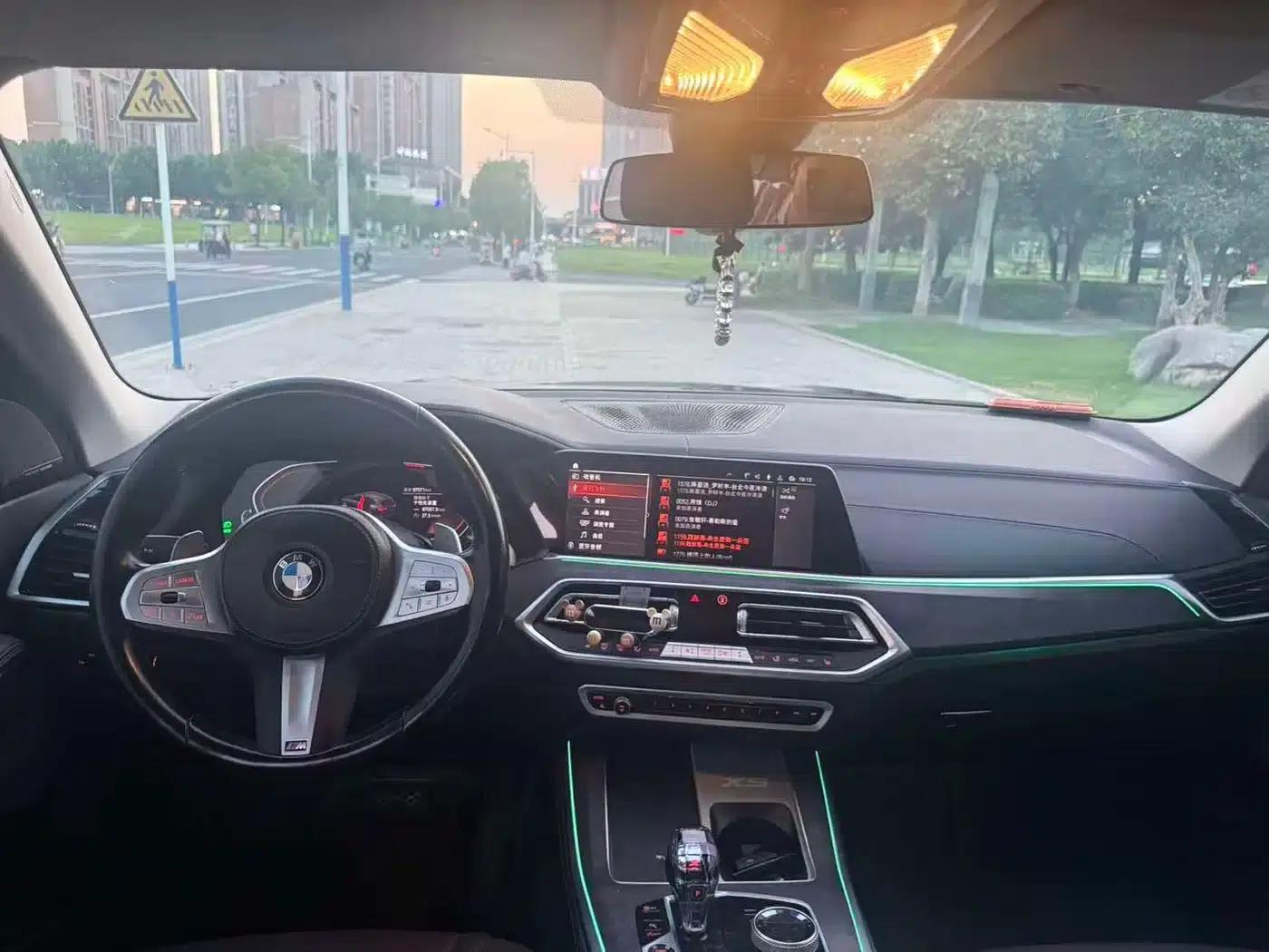 BMW X5 2023 xDrive 30Li M Sport Package — миниатюра 7