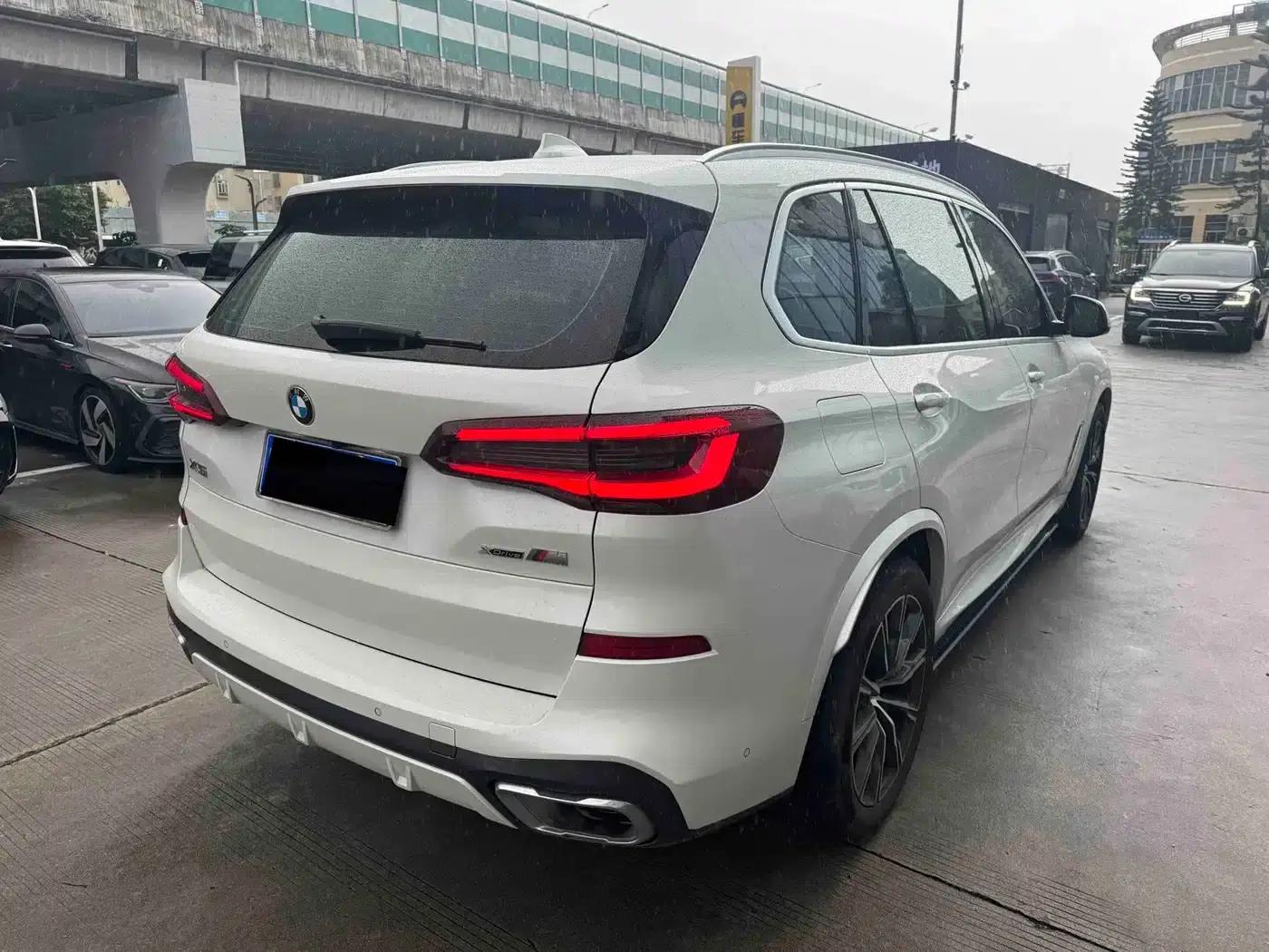 BMW X5 2022 Facelift xDrive 30Li M Sport Package — миниатюра 4