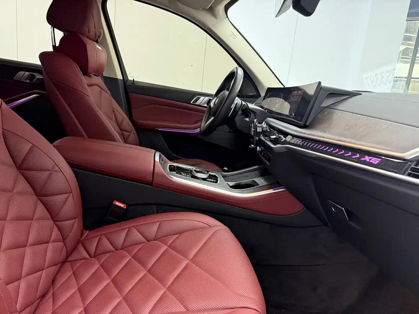 BMW X5 2023 xDrive 30Li M Sport Package — миниатюра 7
