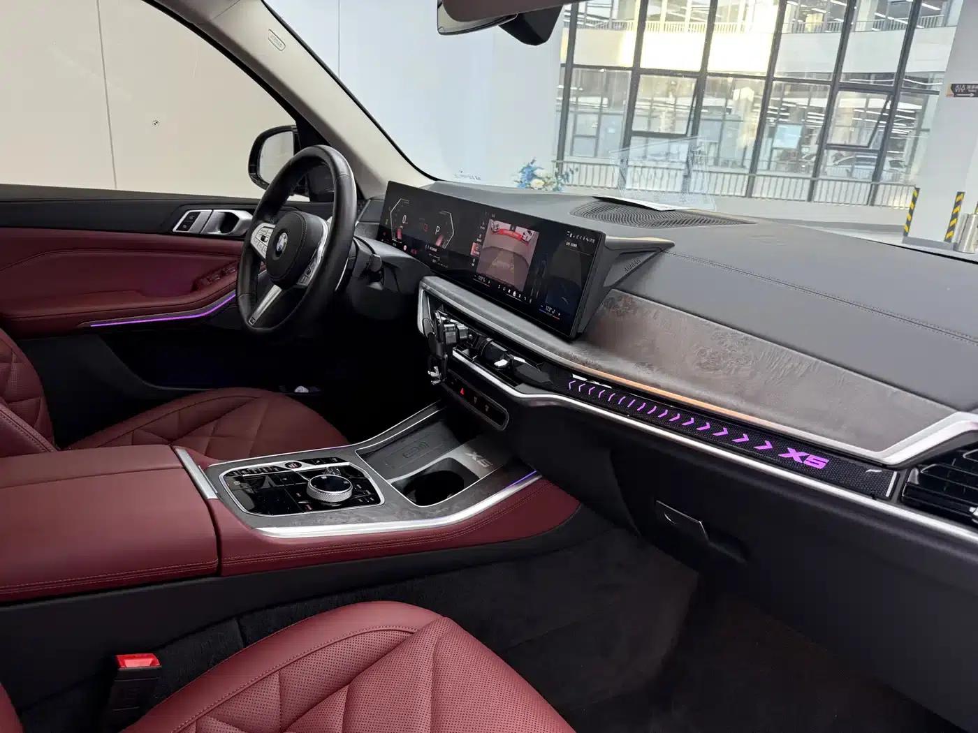 BMW X5 2023 xDrive 30Li M Sport Package — миниатюра 8