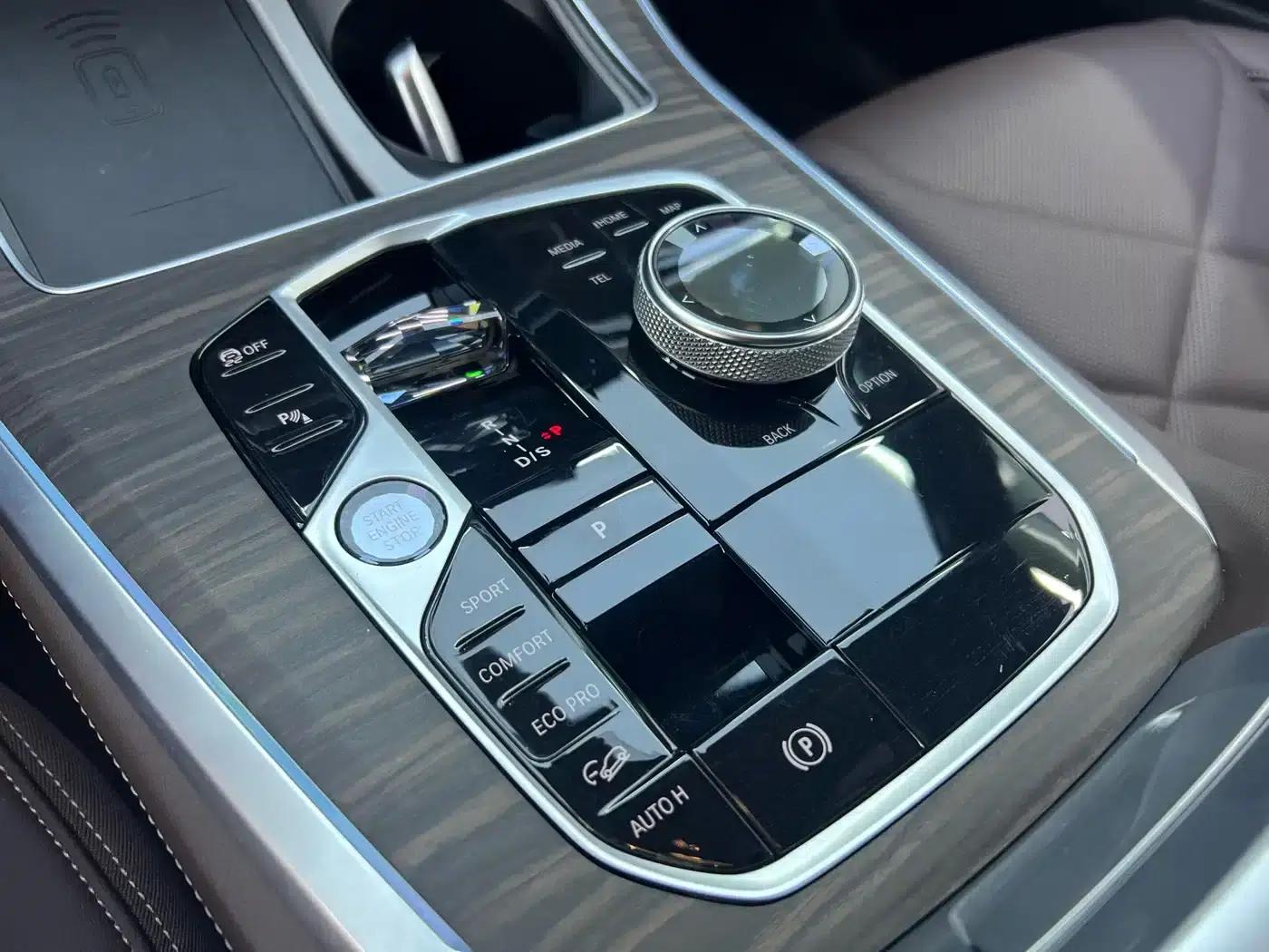 2023 BMW X5 xDrive 40Li M Sport Shadow Edition — миниатюра 17