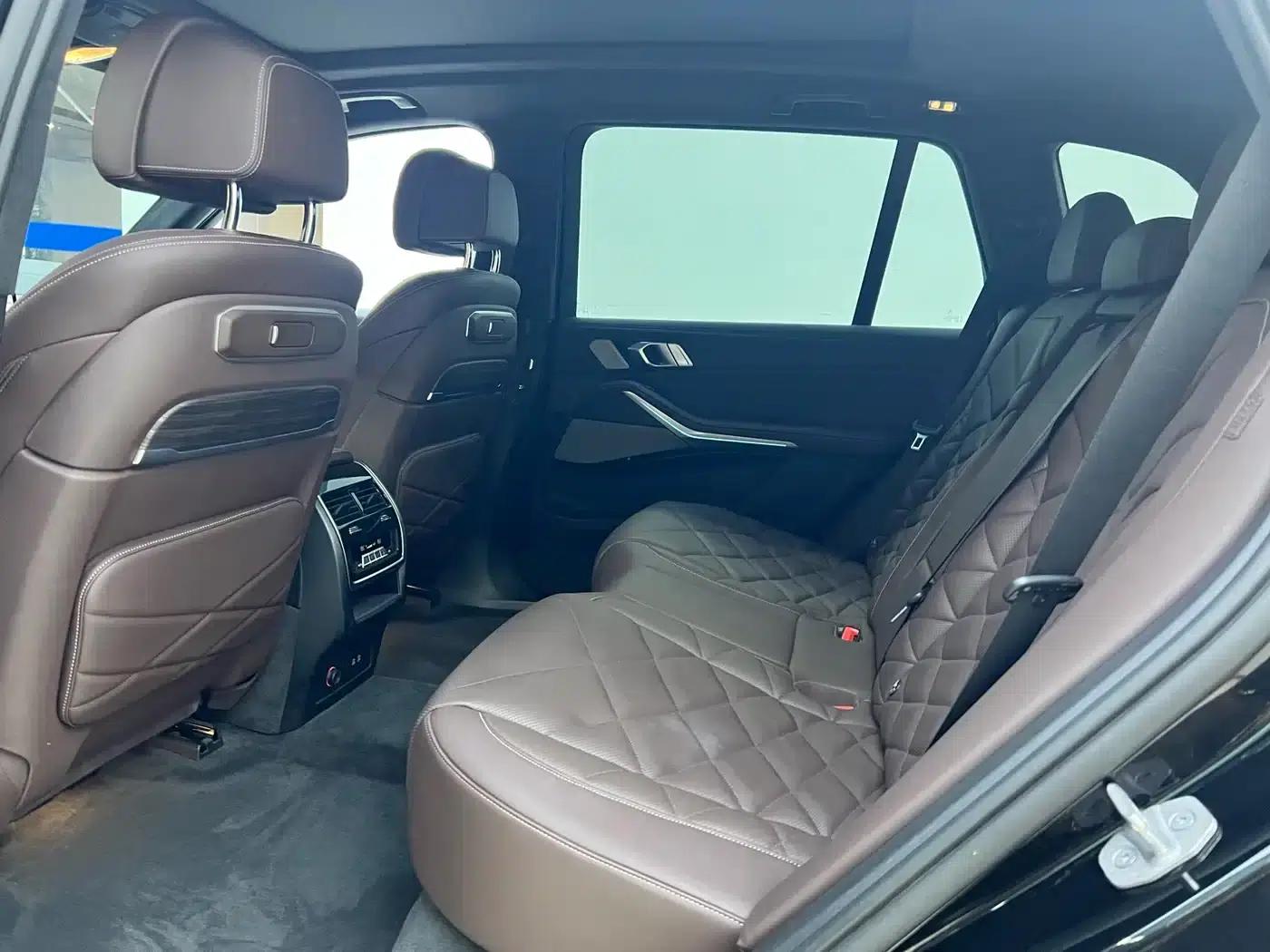 2023 BMW X5 xDrive 40Li M Sport Shadow Edition — миниатюра 18