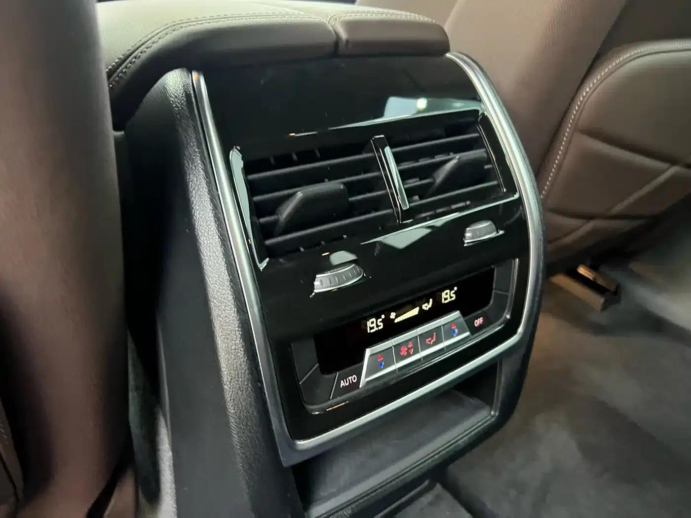 2023 BMW X5 xDrive 40Li M Sport Shadow Edition — миниатюра 19
