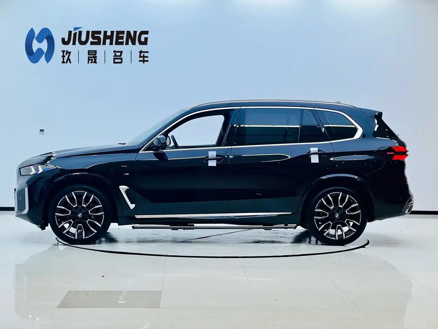 2023 BMW X5 xDrive 40Li M Sport Shadow Edition — миниатюра 3