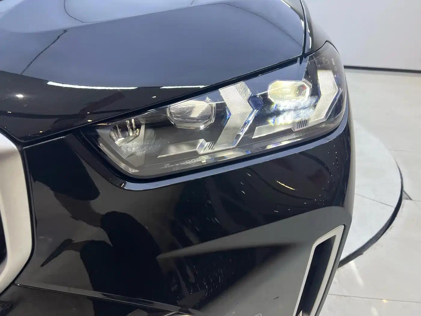 2023 BMW X5 xDrive 40Li M Sport Shadow Edition — миниатюра 9