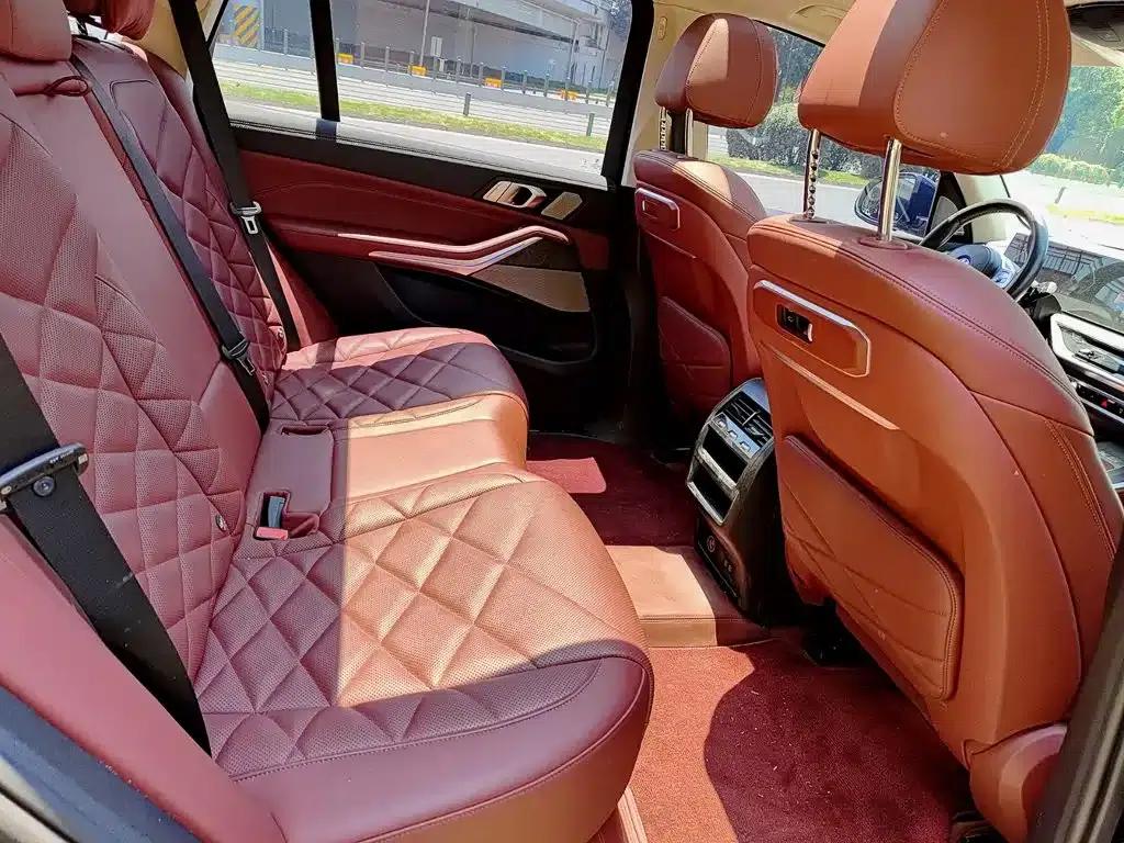 BMW X5 2023 xDrive 30Li Luxury M Sport Package — миниатюра 11