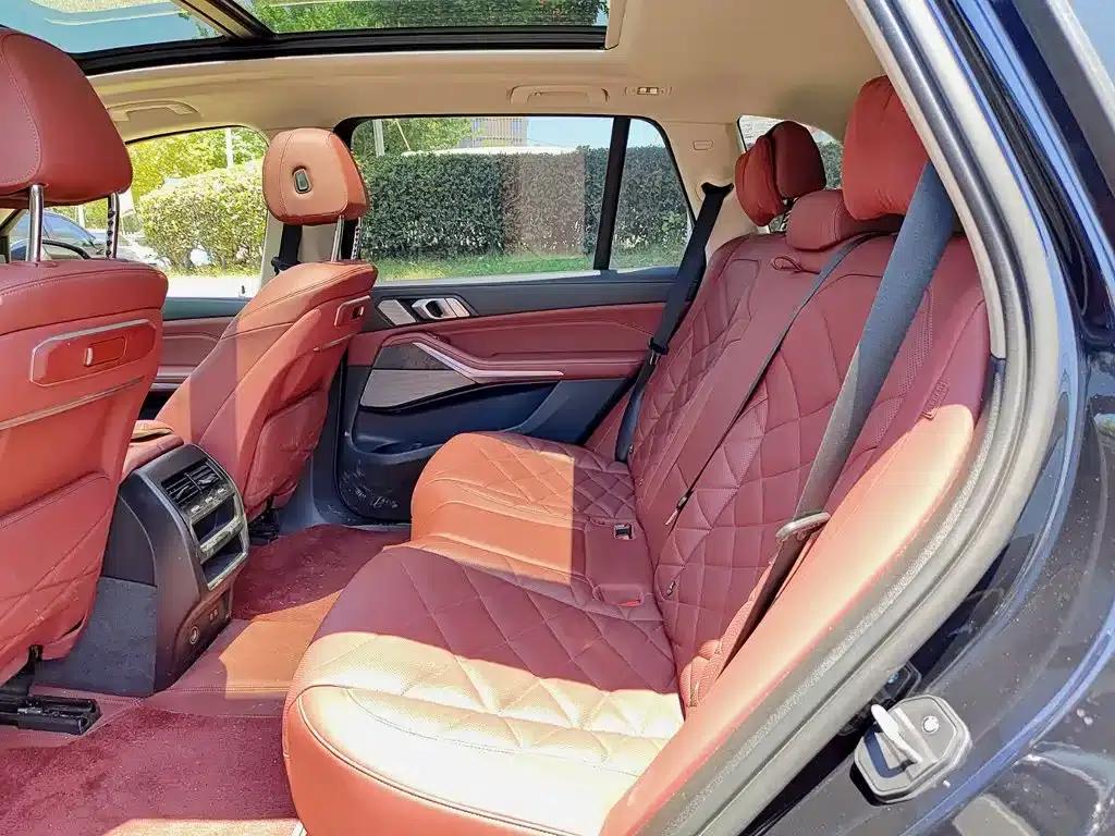 BMW X5 2023 xDrive 30Li Luxury M Sport Package — миниатюра 8