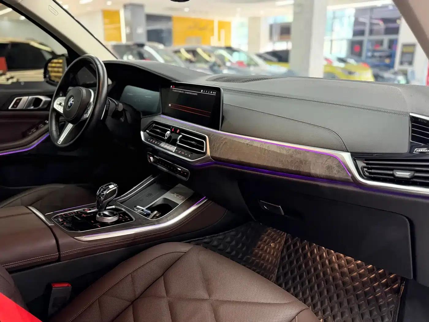 BMW X5 2022 xDrive 30Li M Sport Package — миниатюра 11