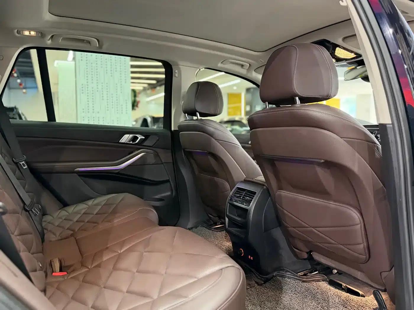 BMW X5 2022 xDrive 30Li M Sport Package — миниатюра 12