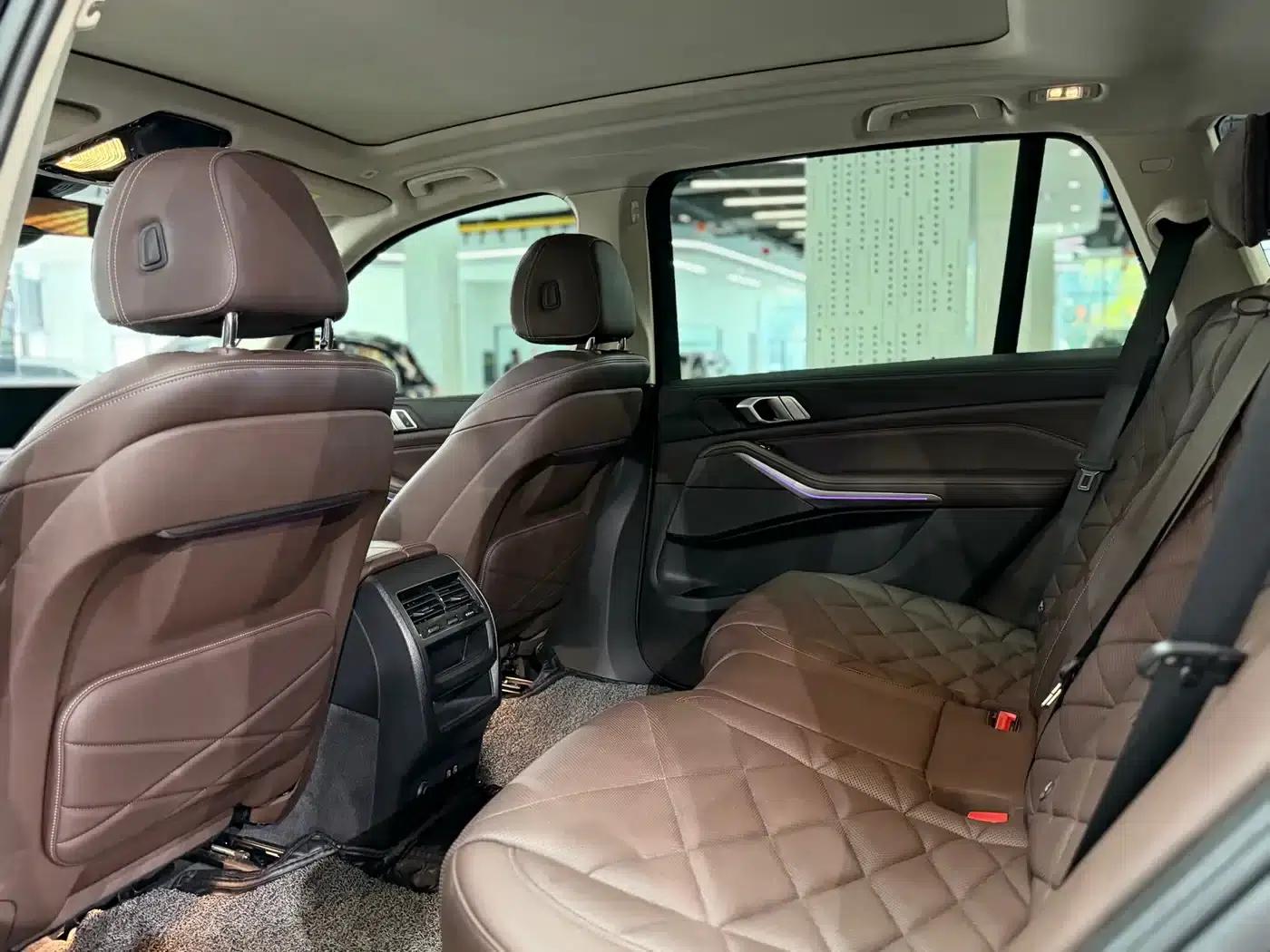 BMW X5 2022 xDrive 30Li M Sport Package — миниатюра 7