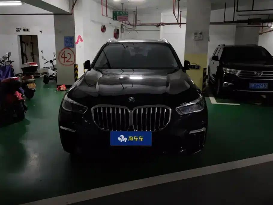 BMW X5 2022 xDrive 30Li M Sport Package — миниатюра 2