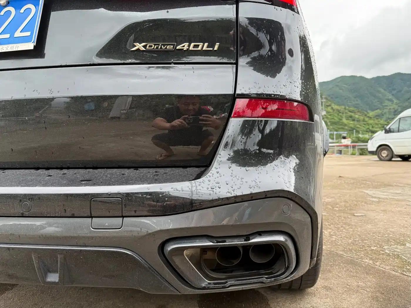BMW X5 2024 xDrive 40Li Luxury Black Flame Limited Edition — миниатюра 6