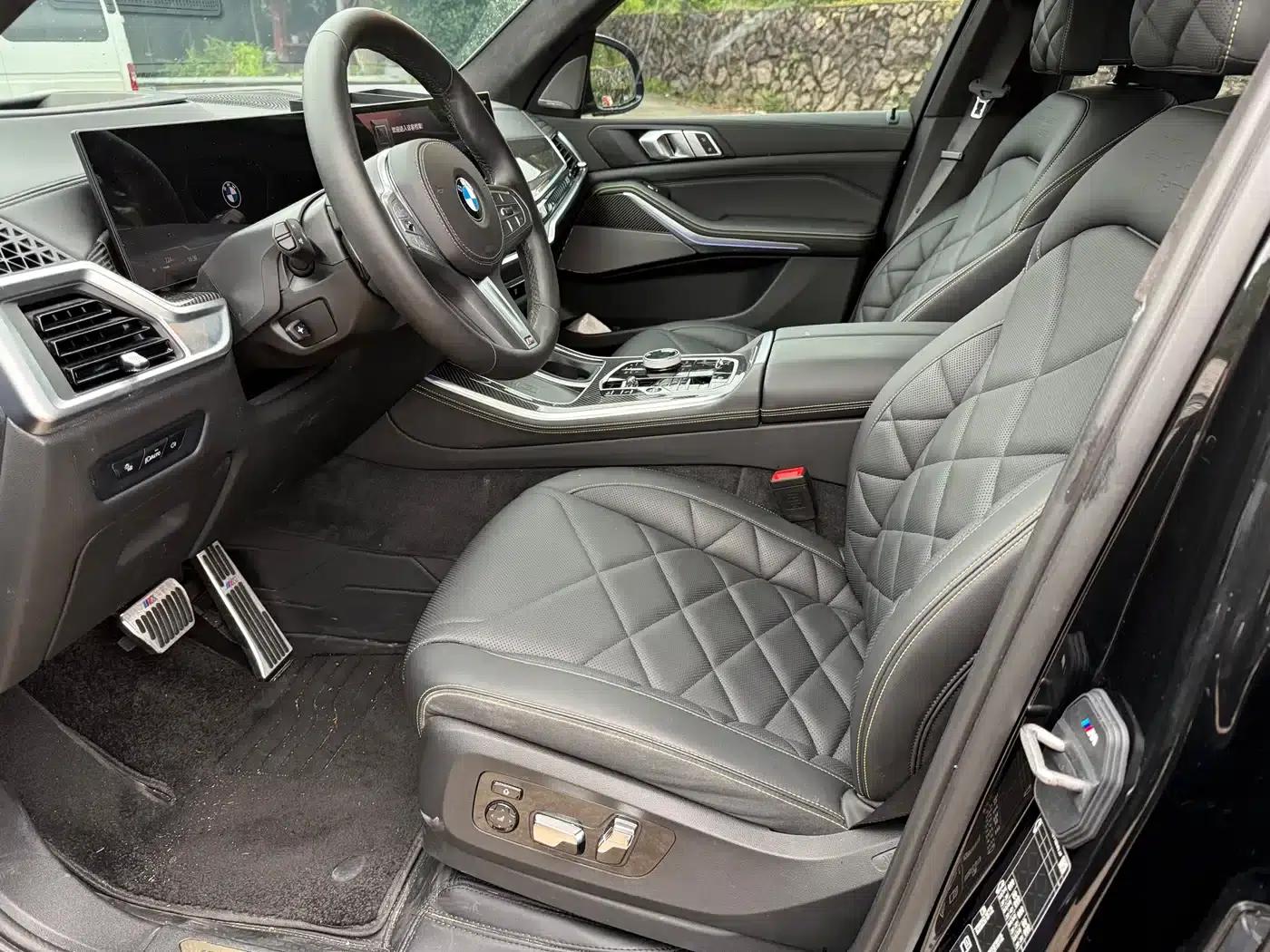 BMW X5 2024 xDrive 40Li Luxury Black Flame Limited Edition — миниатюра 10