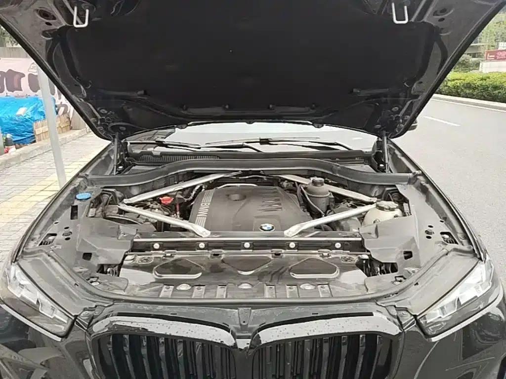 2023 BMW X5 xDrive 40Li M Sport Shadow Edition — миниатюра 20