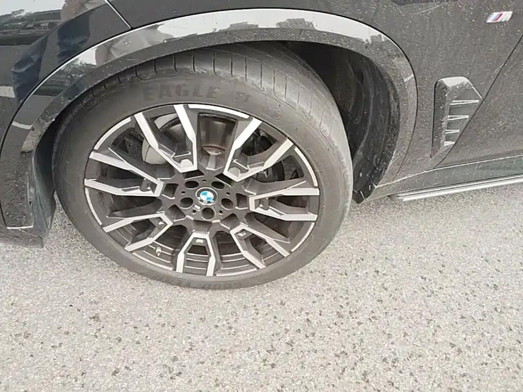 2023 BMW X5 xDrive 40Li M Sport Shadow Edition — миниатюра 23