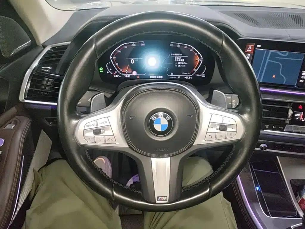 BMW X5 2022 xDrive 30Li Luxury M Sport Package — миниатюра 11
