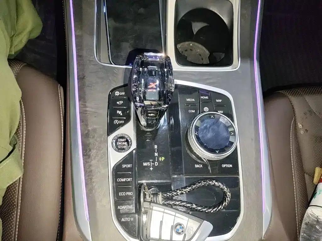 BMW X5 2022 xDrive 30Li Luxury M Sport Package — миниатюра 14