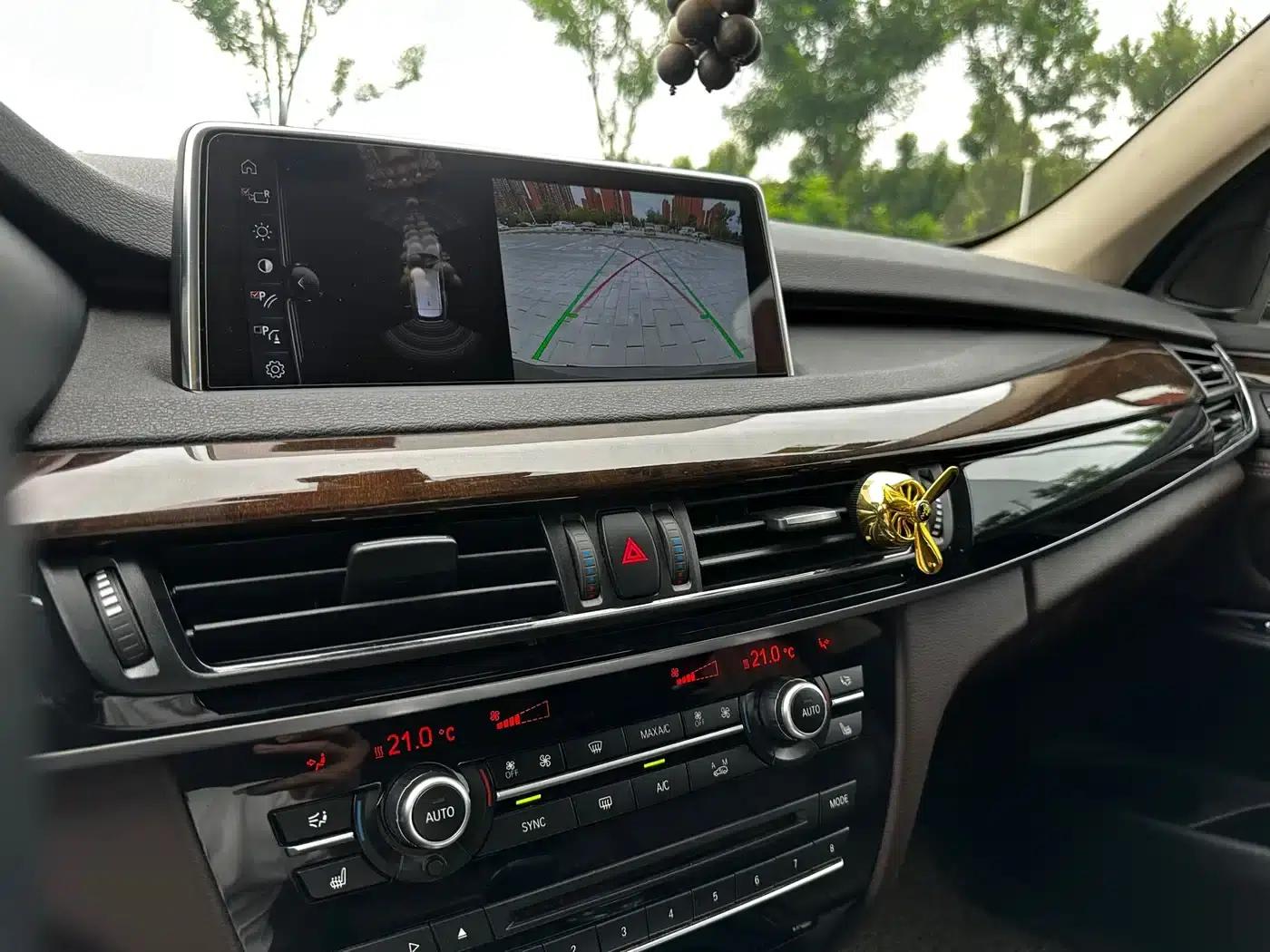 BMW X5 (Imported) 2017 xDrive28i — миниатюра 13