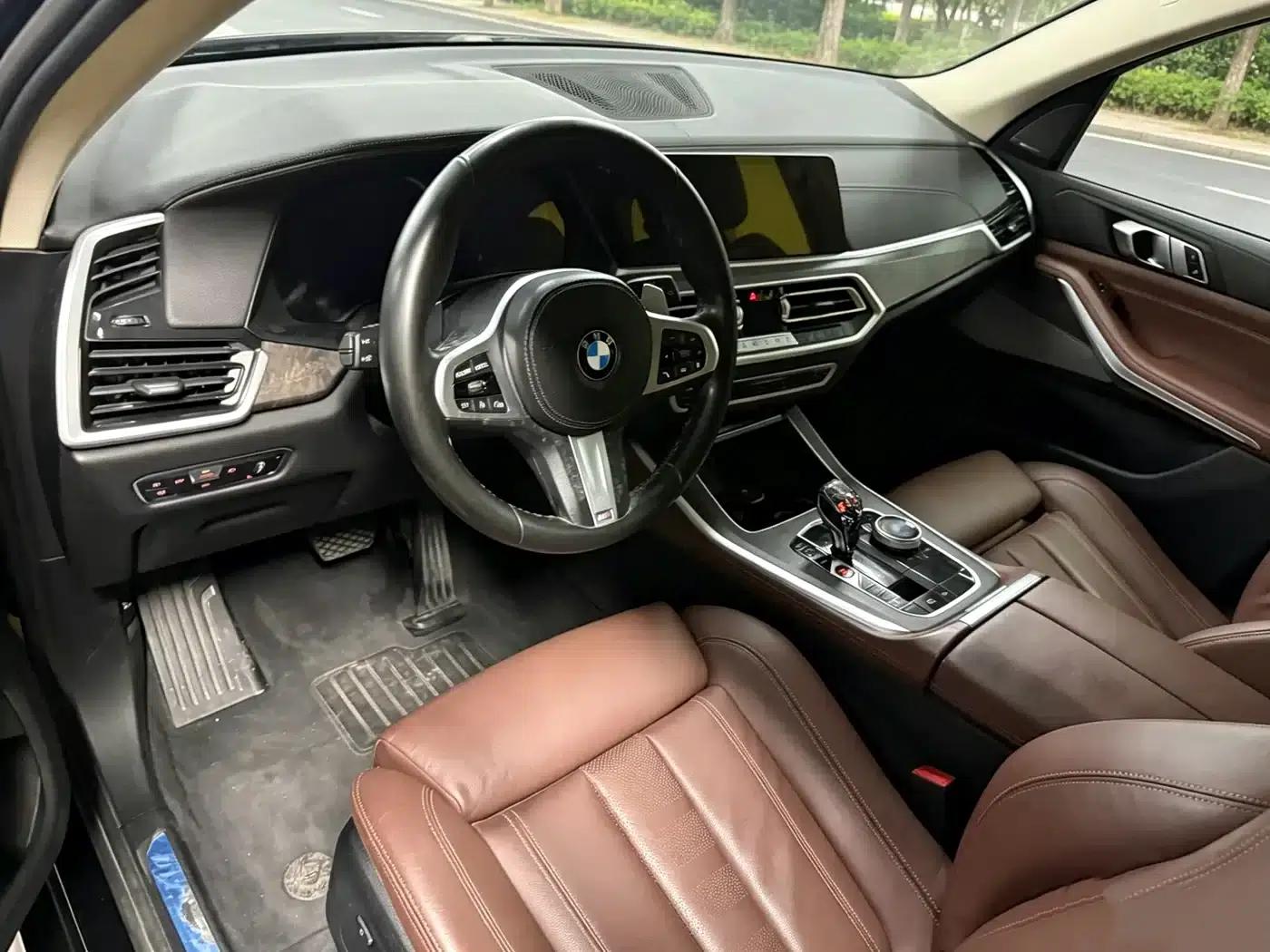 2022 BMW X5 xDrive40i M Sport Package (Imported) — миниатюра 3
