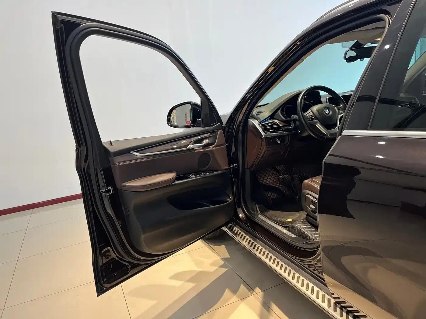 2018 BMW X5 xDrive28i (Imported) — миниатюра 11