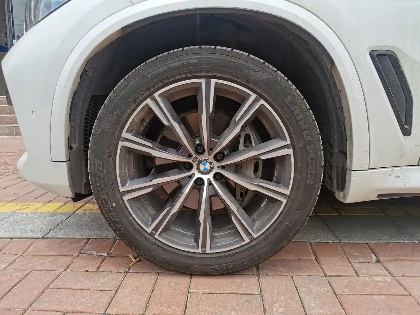 2019 BMW X5 xDrive40i M Sport Package (Imported) — миниатюра 17