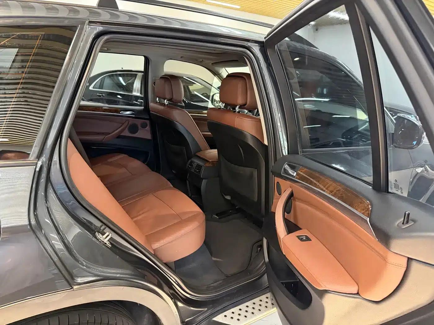2011 BMW X5 xDrive35i Luxury (Imported) — миниатюра 11