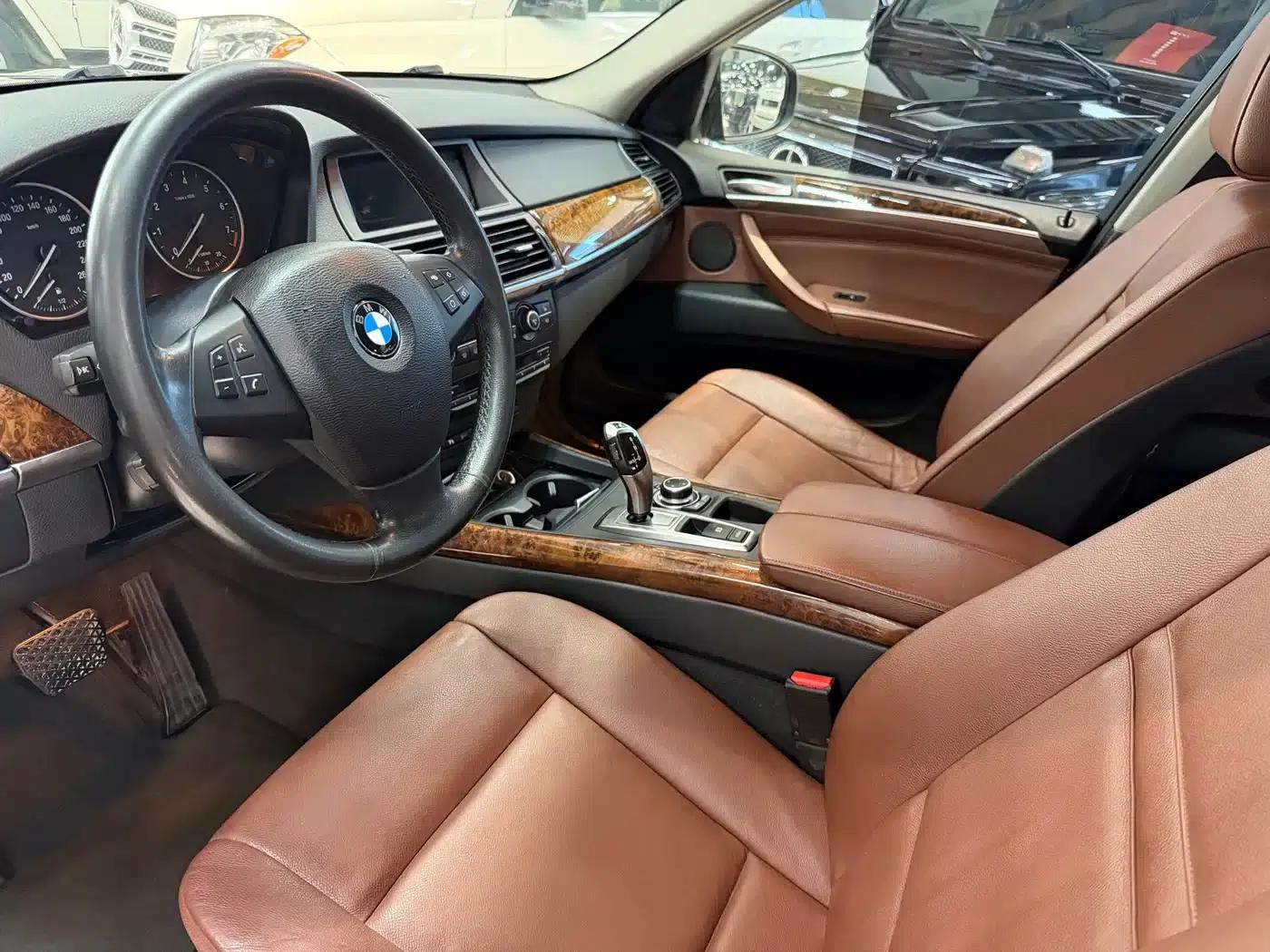 2011 BMW X5 xDrive35i Luxury (Imported) — миниатюра 3