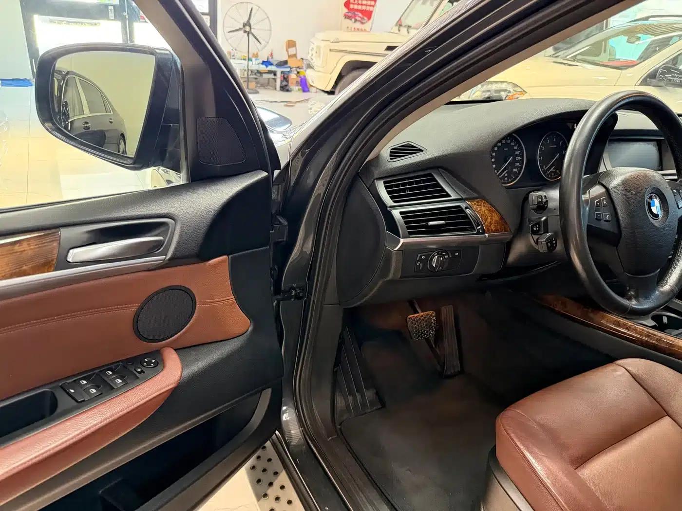 2011 BMW X5 xDrive35i Luxury (Imported) — миниатюра 4