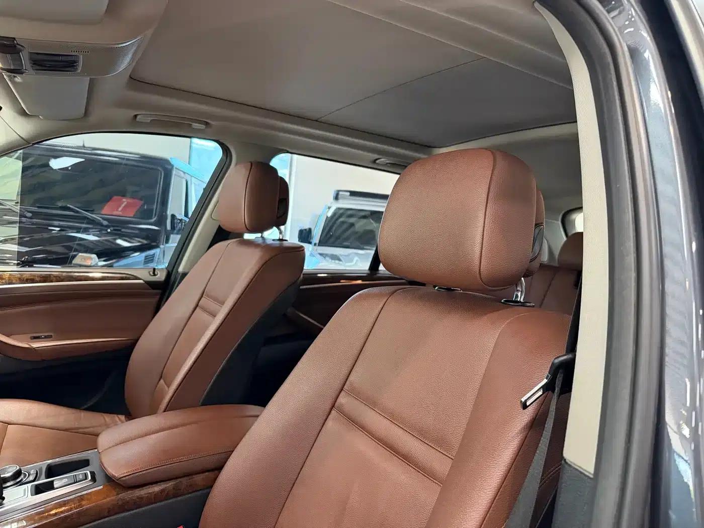 2011 BMW X5 xDrive35i Luxury (Imported) — миниатюра 5