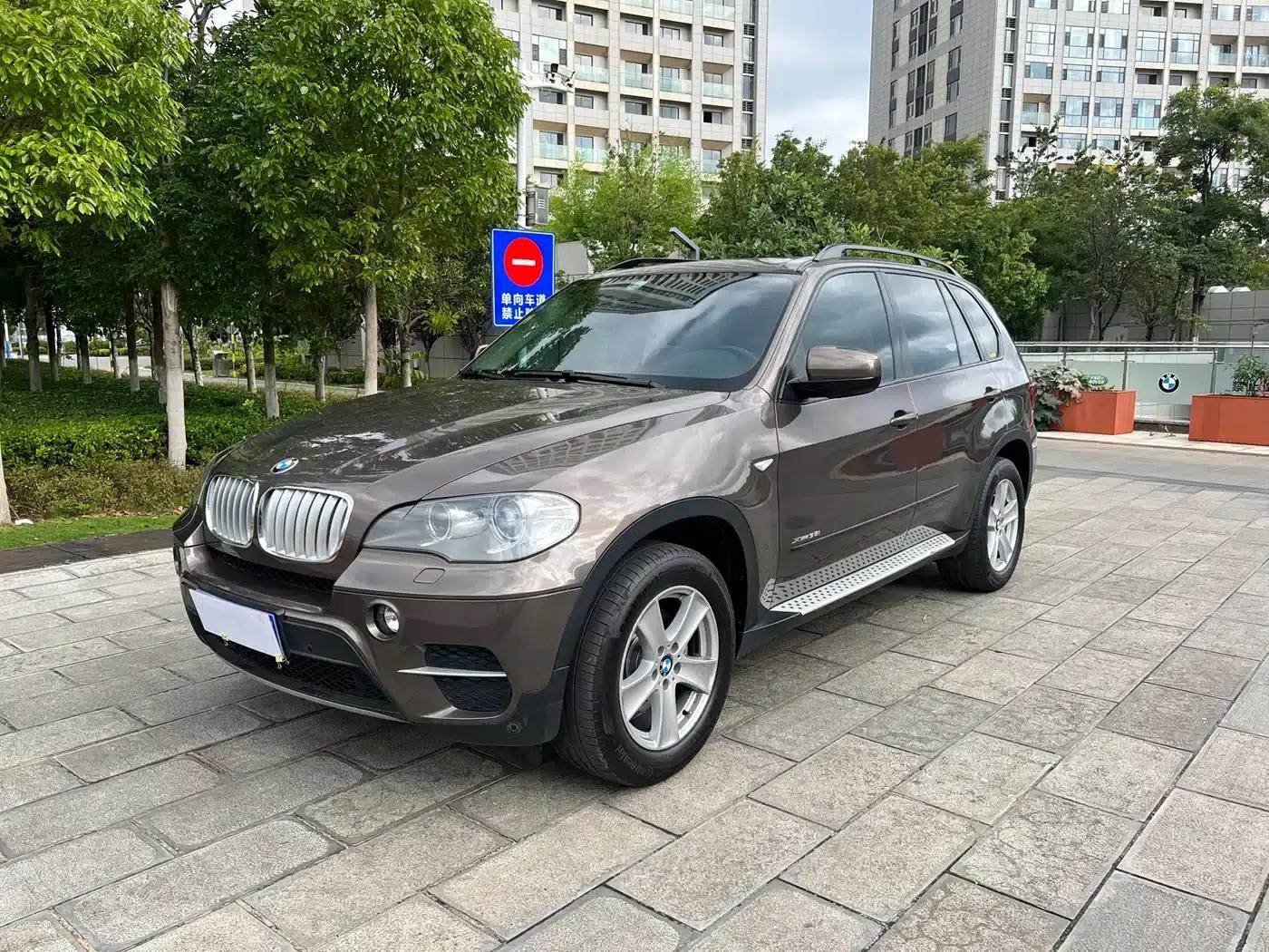 2011 BMW X5 xDrive35i Leading Edition (Imported) — миниатюра 1