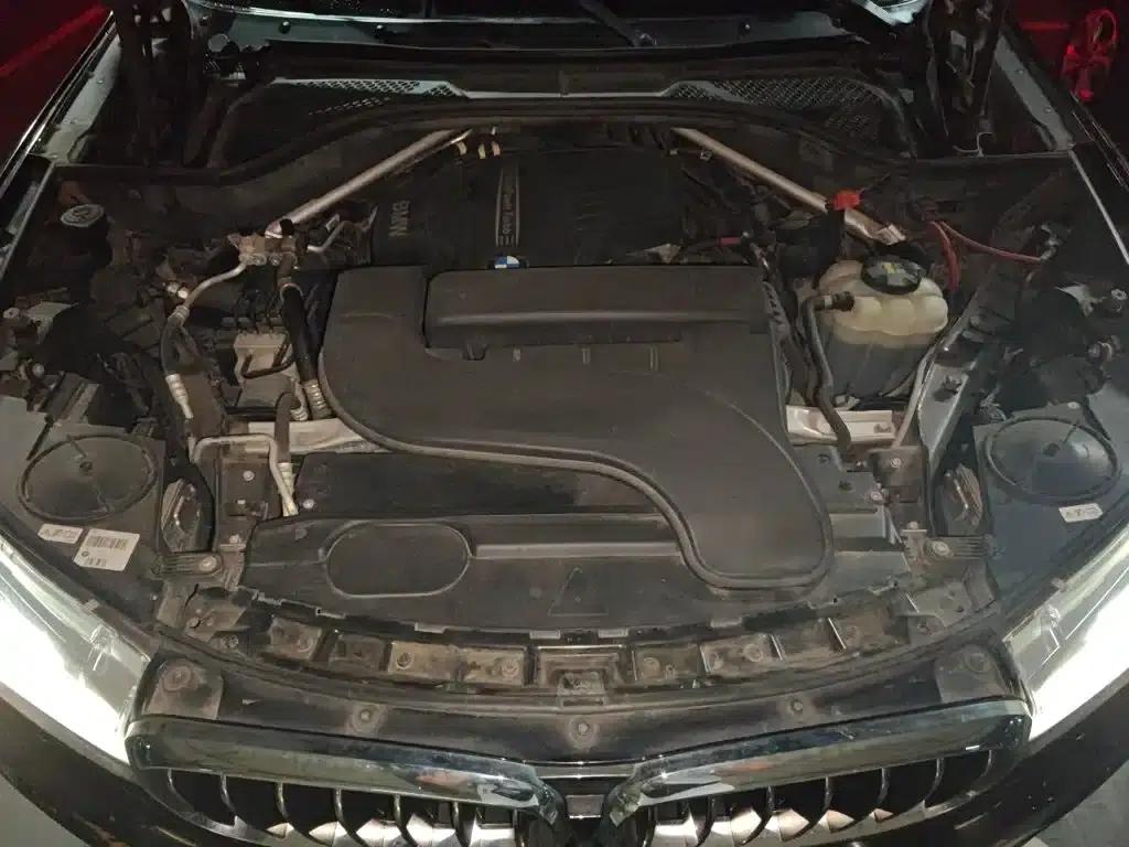 2017 BMW X5 xDrive28i (Imported) — миниатюра 17