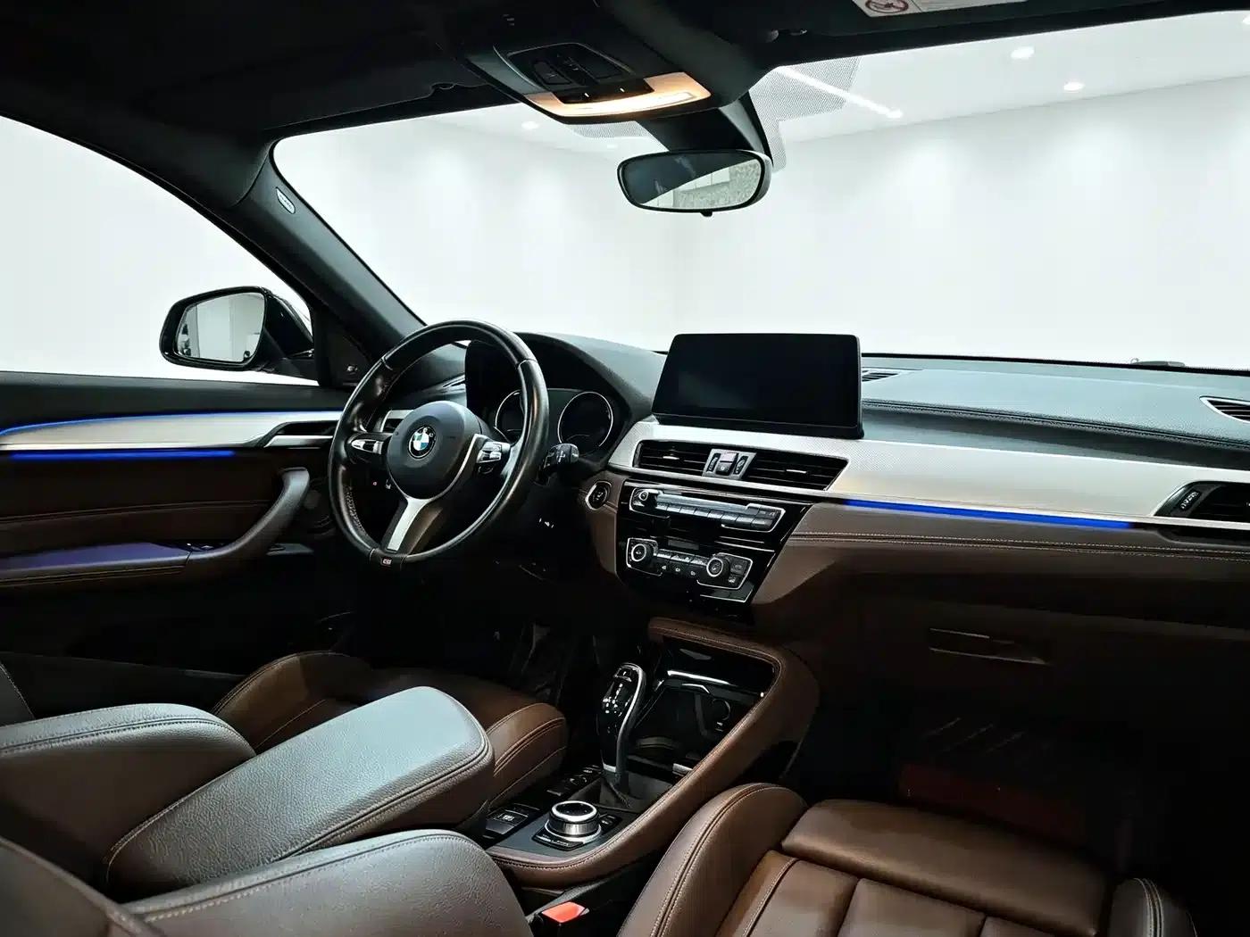 BMW X2 2021 sDrive25i Luxury M Sport Package — миниатюра 11